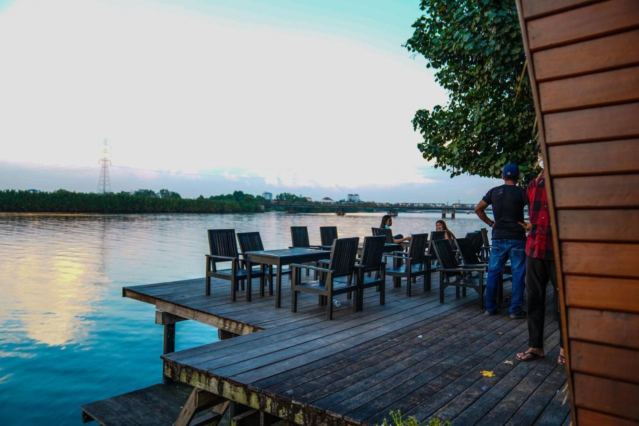 Bamboo Bungalow Kampot Buitenkant foto