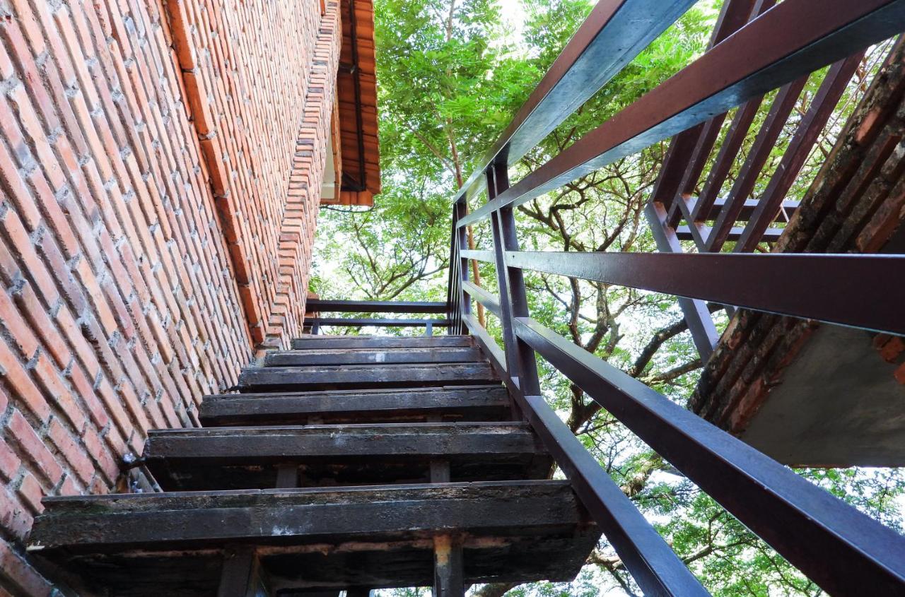 Bamboo Bungalow Kampot Buitenkant foto