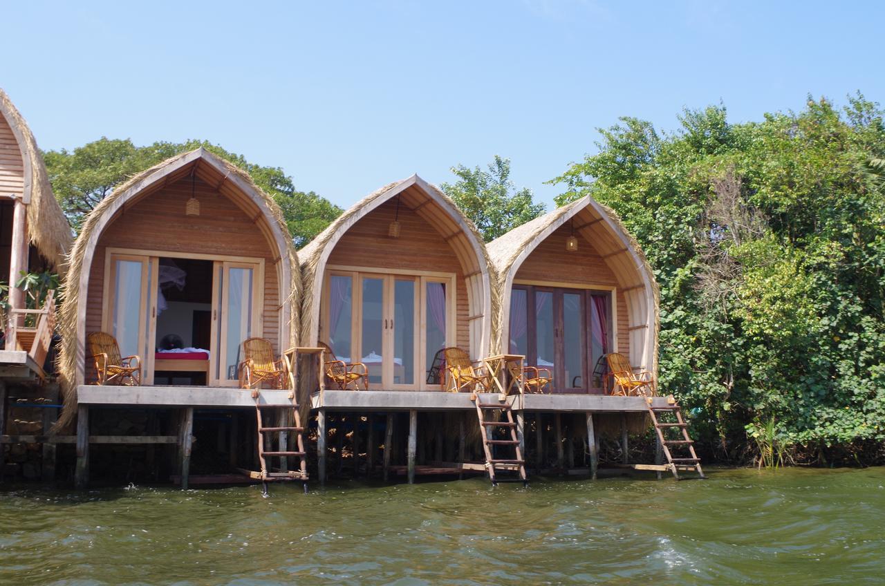 Bamboo Bungalow Kampot Buitenkant foto