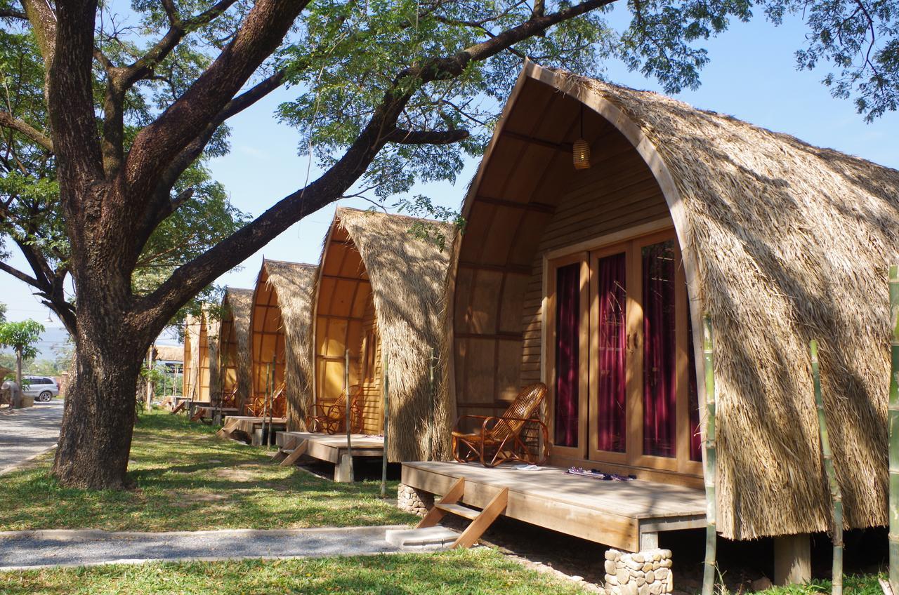 Bamboo Bungalow Kampot Buitenkant foto