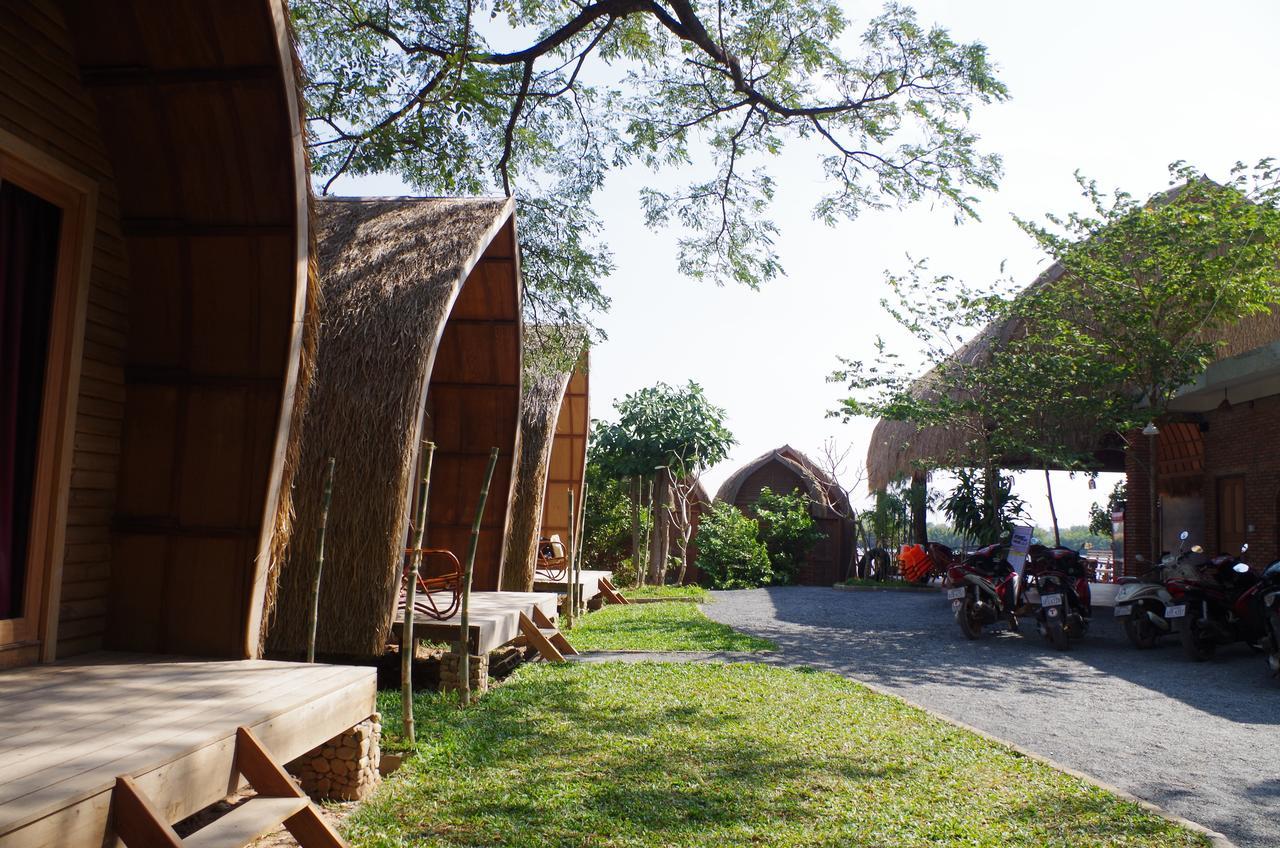 Bamboo Bungalow Kampot Buitenkant foto