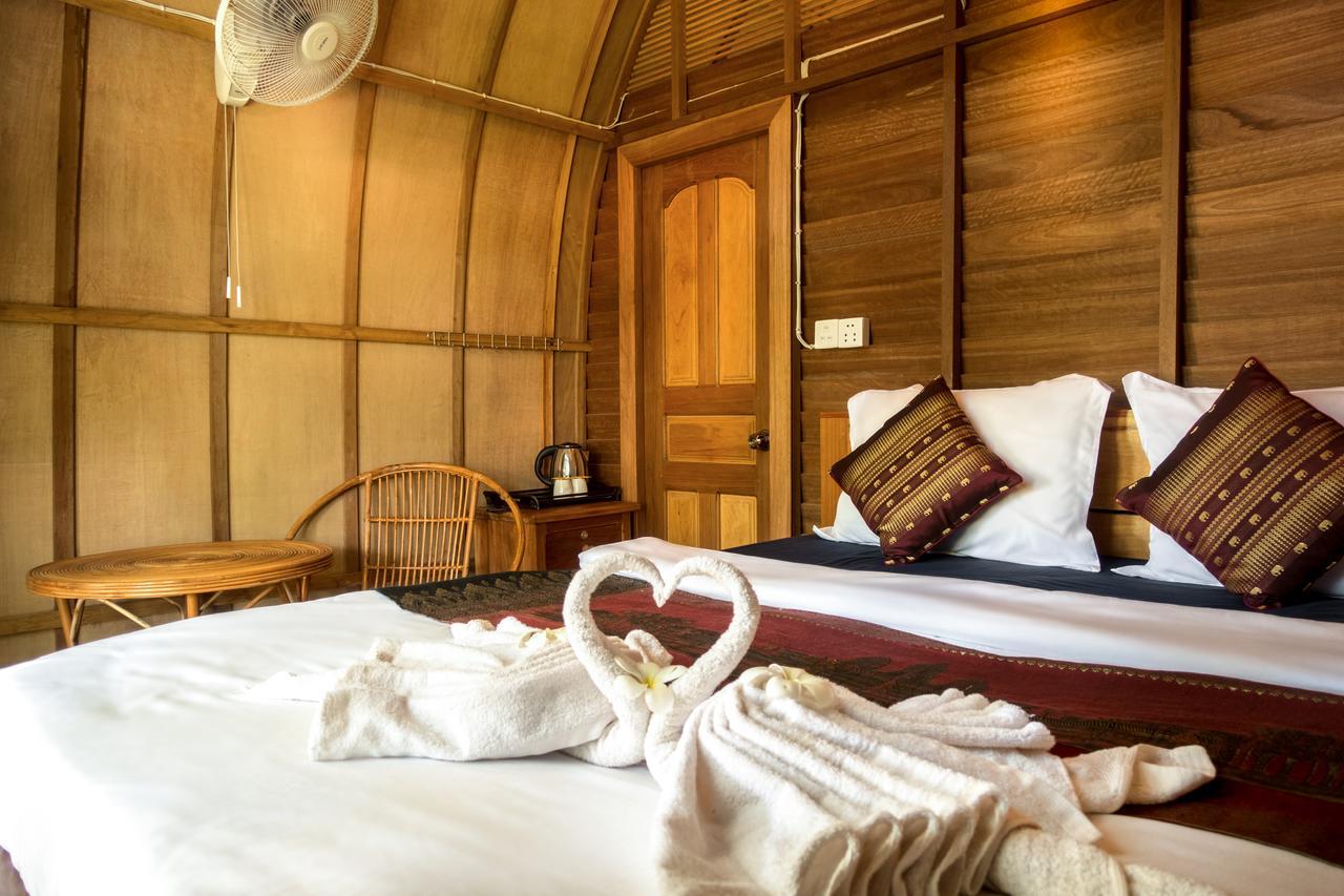 Bamboo Bungalow Kampot Buitenkant foto