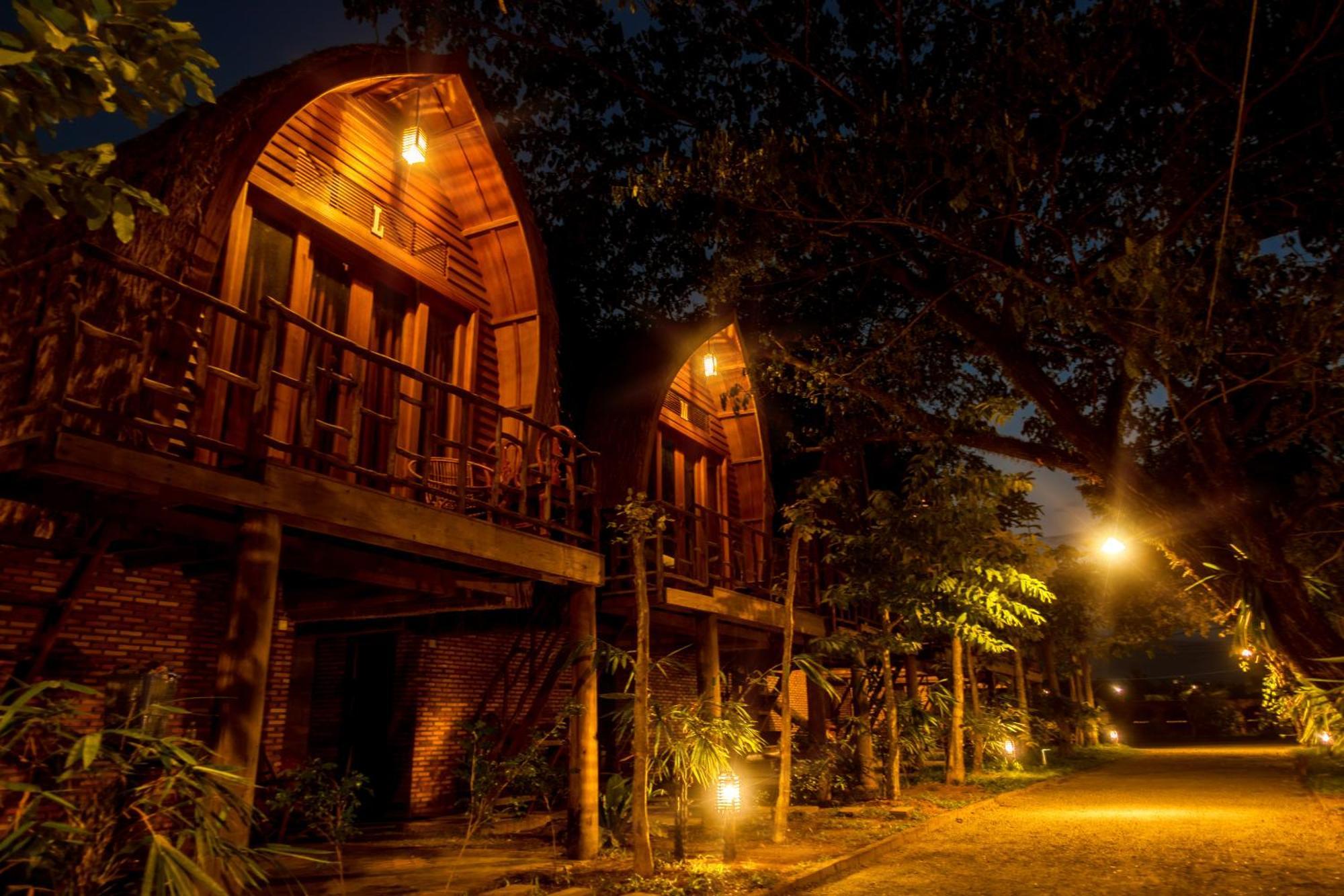 Bamboo Bungalow Kampot Buitenkant foto